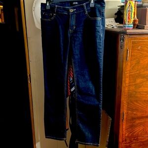 Beau Dawson strechie blue jeans